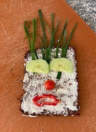 Lions Kaiserstuhl / Kinder backen Brot